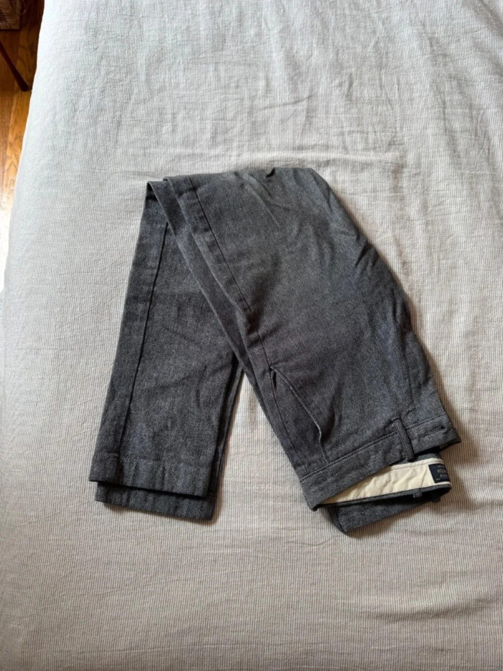 J. Crew Men’s Slim Fit Stretch Pant